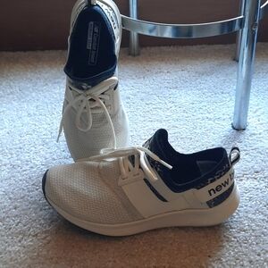 Women's New Balance Inergize Sport slip on tennis shoes, size 7 1/2.